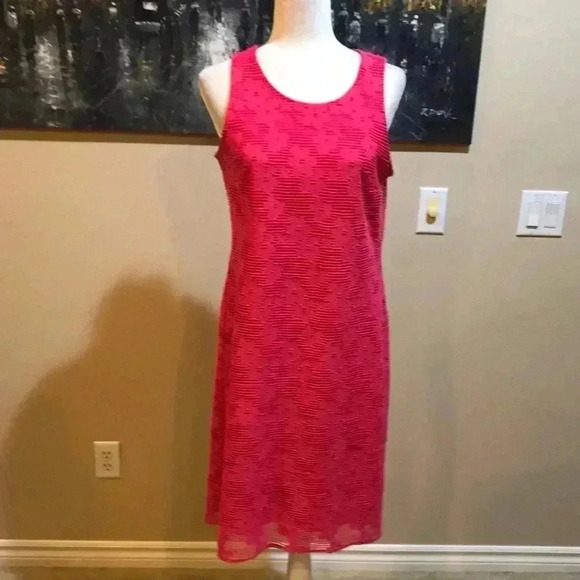Nine West Hot Pink Floral Eyelet Midi Sheath Dress Fully Lined Zipper Back-Sz 4 - Picture 1 of 9